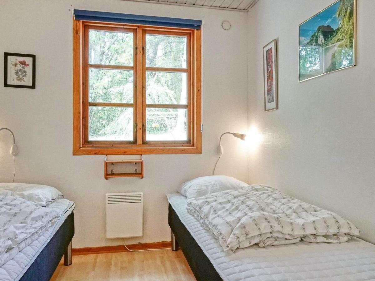 Three-Bedroom Holiday Home In Ronne 4 Dış mekan fotoğraf